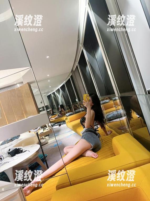 葛征 微密圈 - 葛征双马尾图包,下载前请确保未被双马尾攻略!