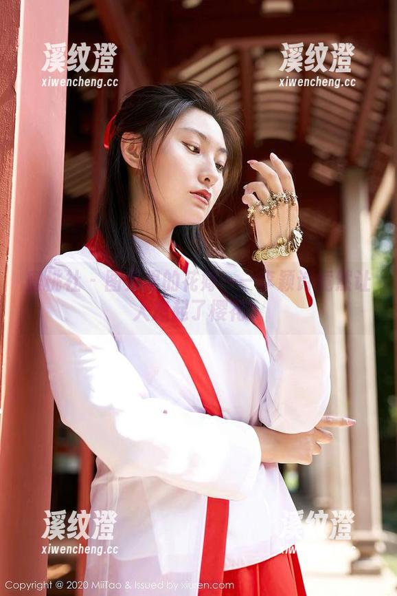 蜜桃社-李颖诗 蜜桃社 - 图集里的花嫁——李颖诗竟然让人想起了樱花?