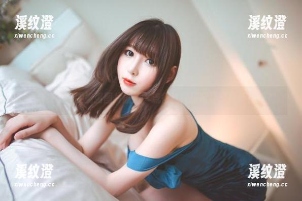 更新来了！雯粥粥图片剧情，流行红绳搭配还是啥新花样？