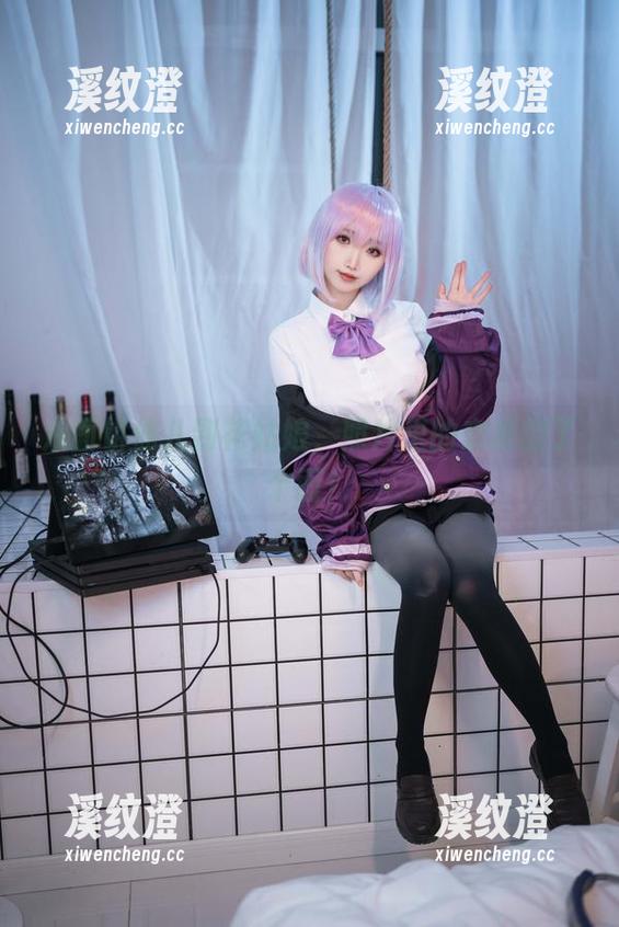 从面饼仙儿到花姑娘，照片里的恋爱翻了个面！